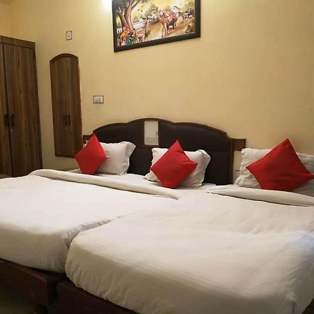 Hotel Vinayakam Udaipur Exterior foto