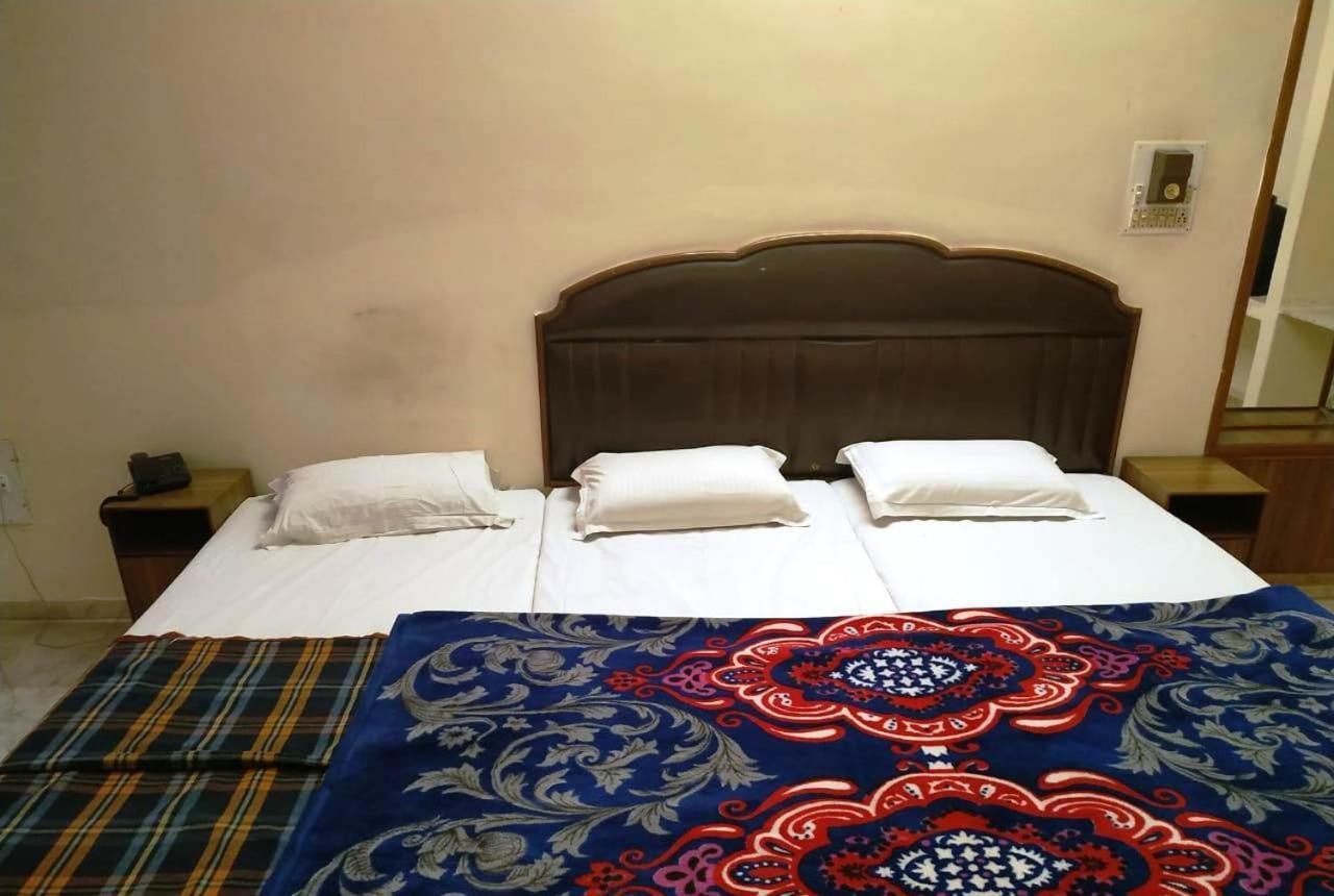 Hotel Vinayakam Udaipur Exterior foto